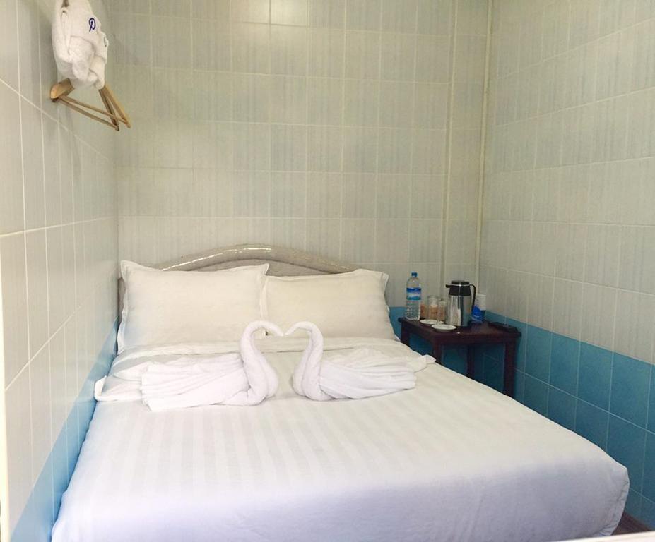 Pandora Motel Yangon Extérieur photo